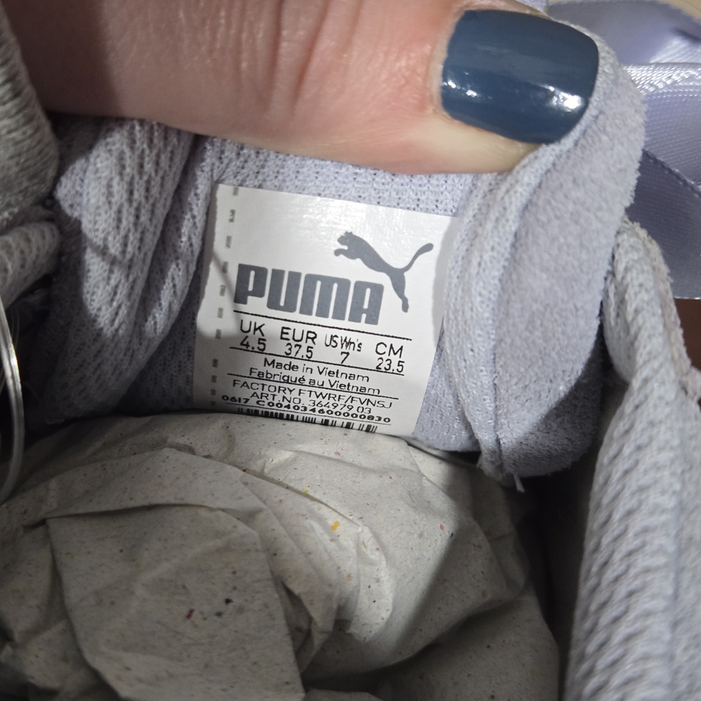 Puma Women's Light Gray Sneakers with Satin Ribbon - Picture 3 of 3